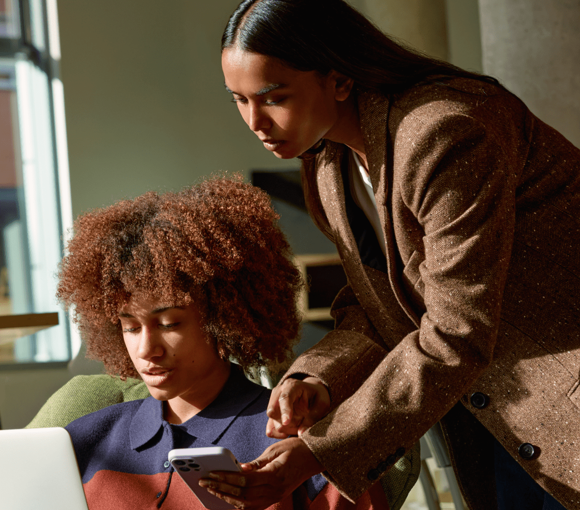 4. Develop managers@2x