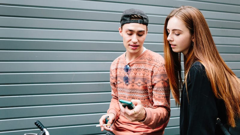 social-media-and-mental-health-two-people-on-phone