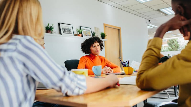 workforce-management-people-at-meeting