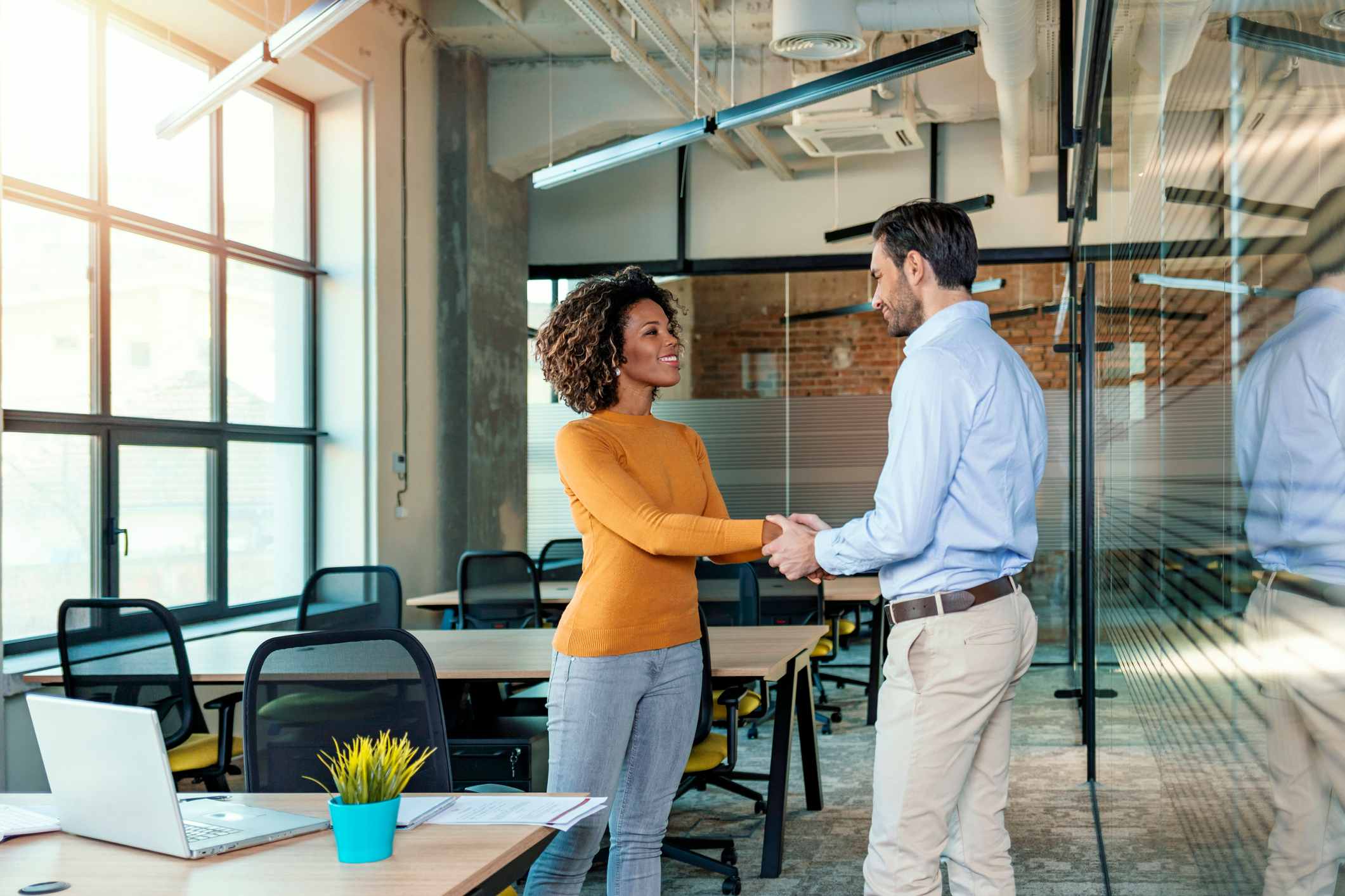 What Is Commission Pay and How Does It Work