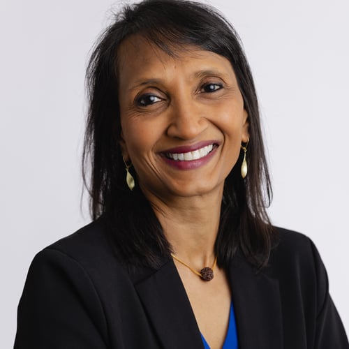 Chitra Subramaniam headshot
