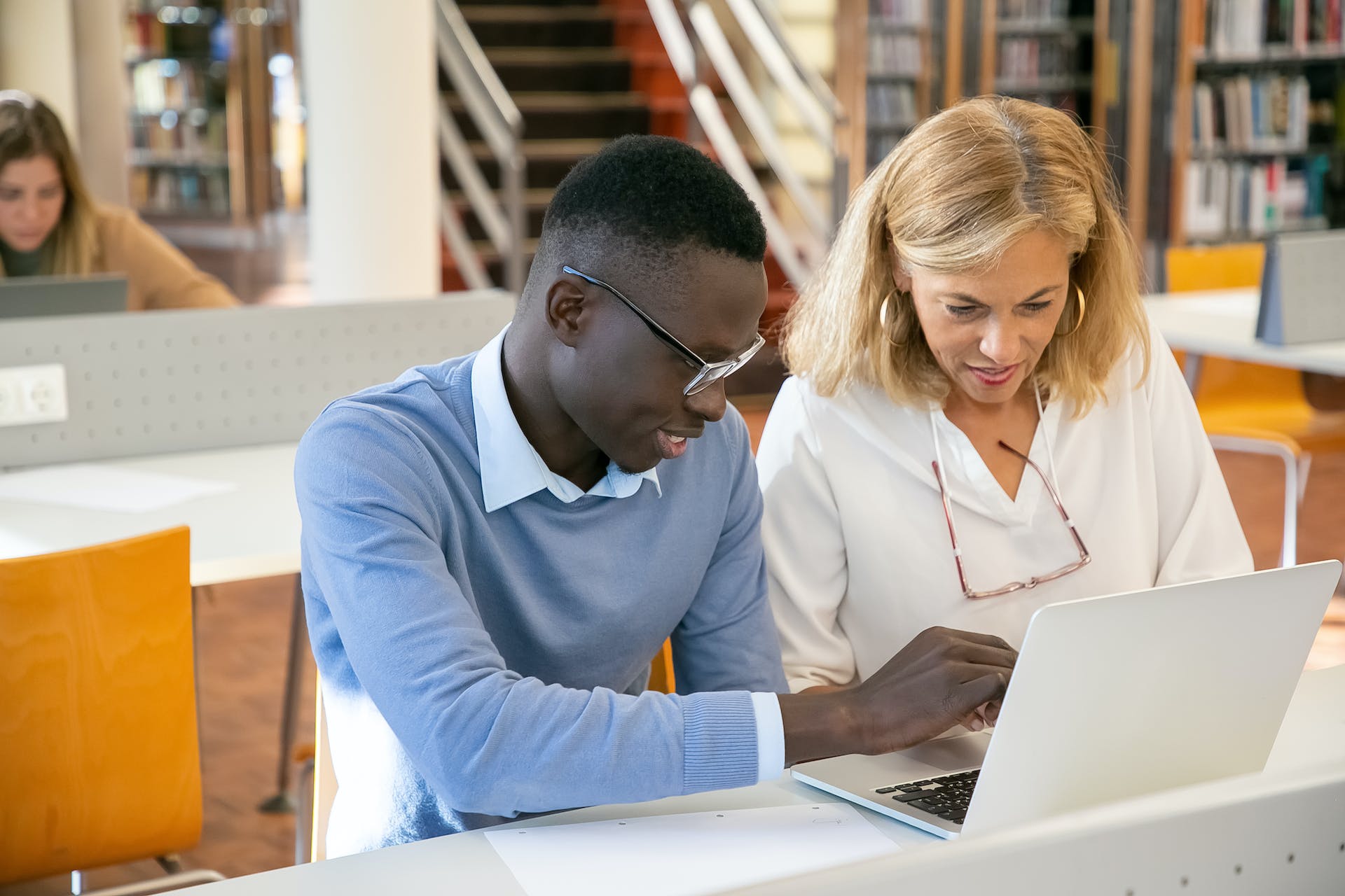 Choose-who-to-ask-how-to-ask-for-help-1