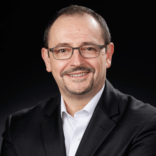 Jesús Mantas   headshot