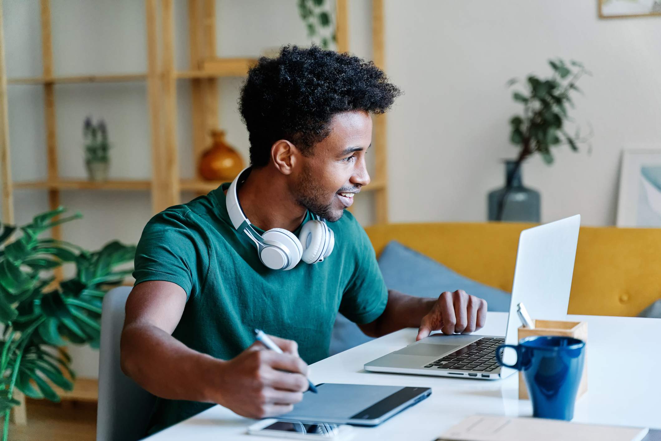 Working Introverts Jobs for Introverts: Choose the Best One for You