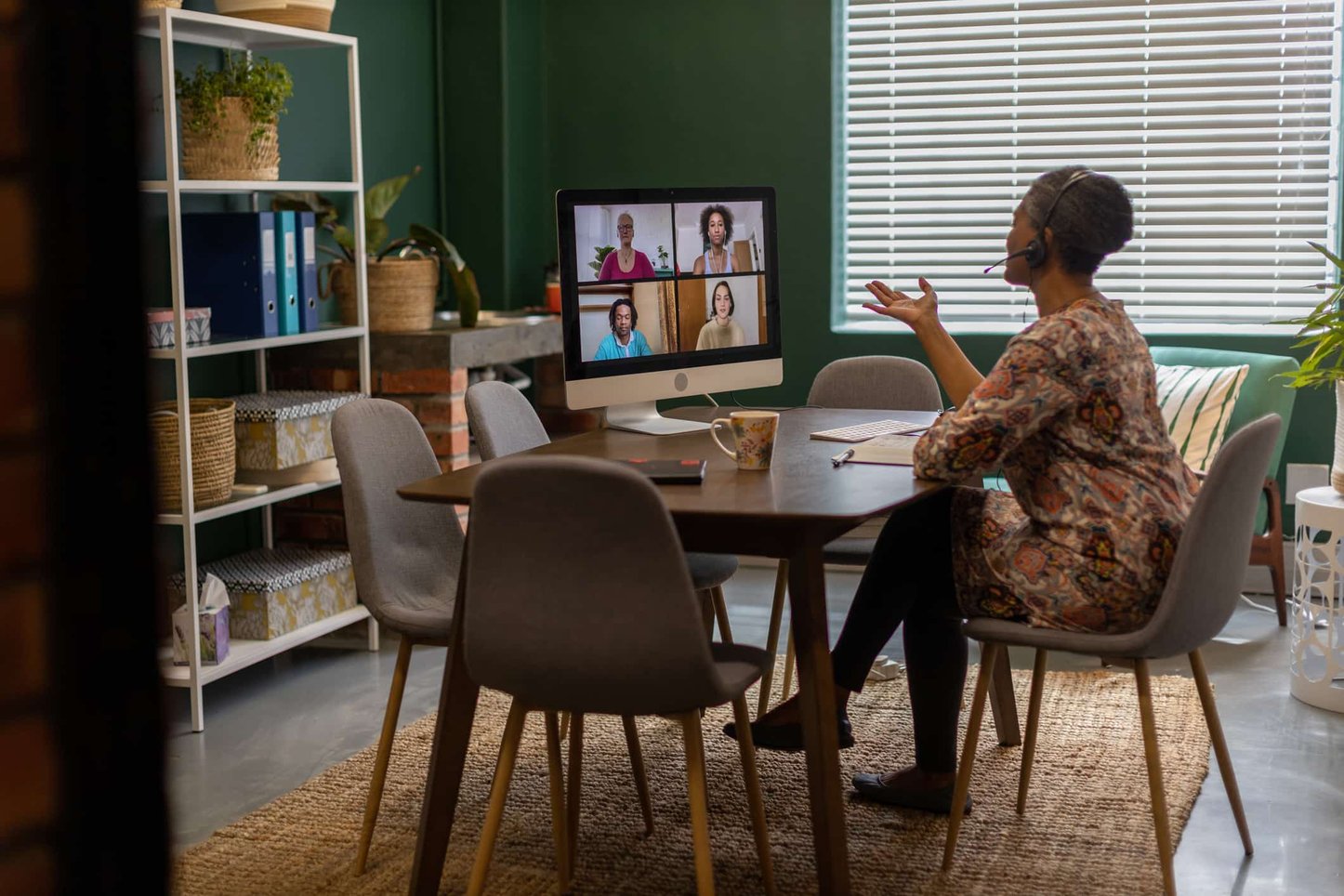 Icebreakers for Virtual Meetings That Are Fun and Creative