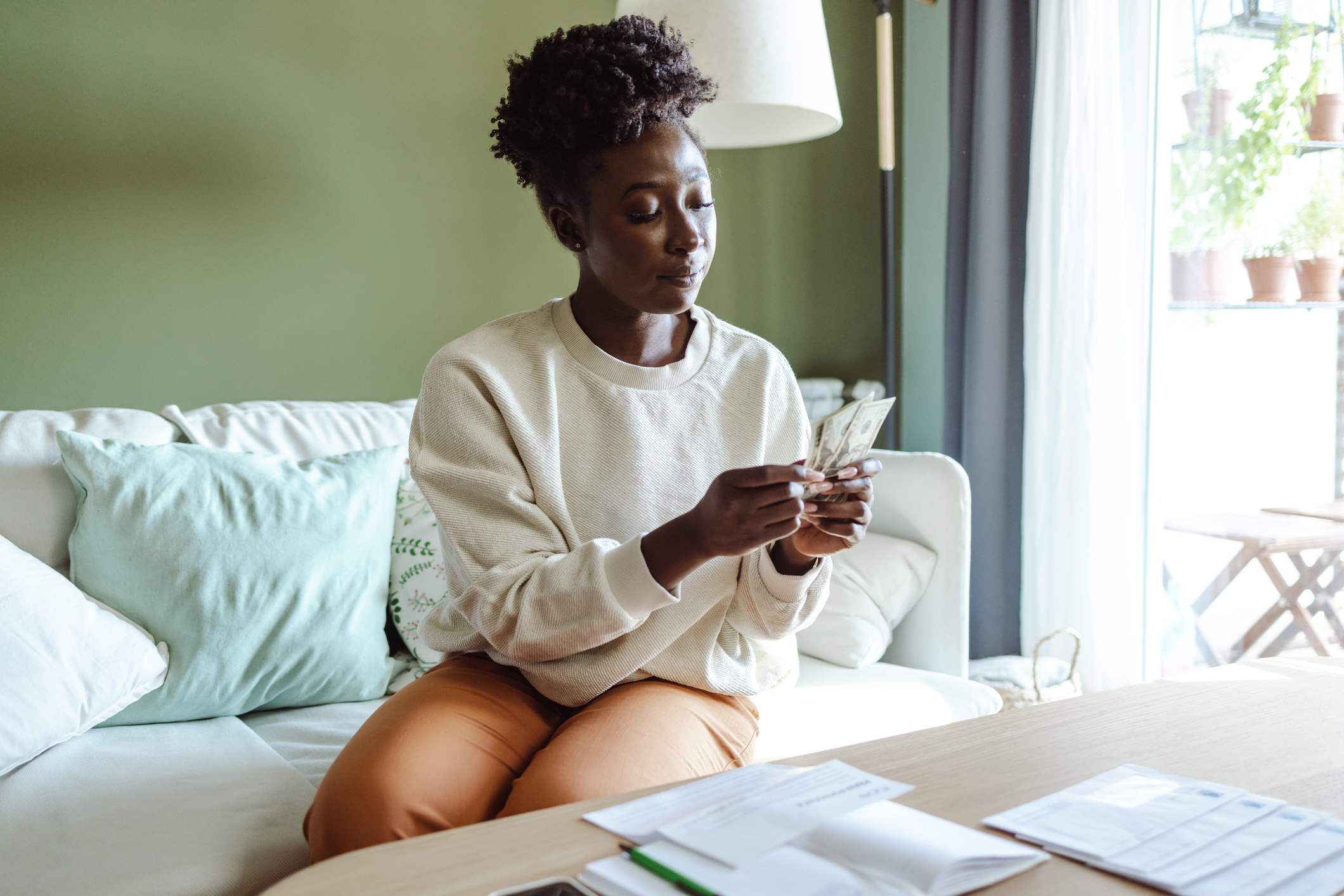 Is Hourly Or Salary Better Pros And Cons Is Hourly Or Salary Better Pros And Cons
