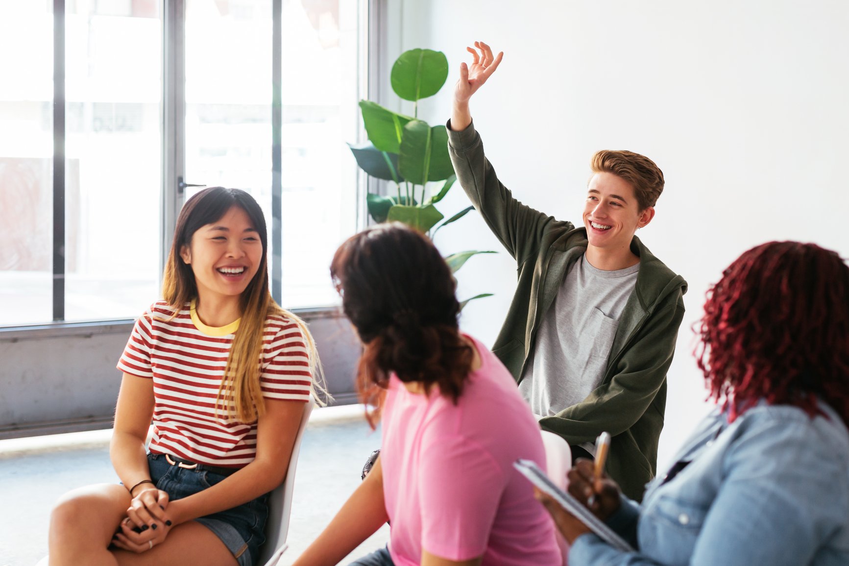 задумался о деньгах. стоит ли доверять мфо. эрудиция. человек мечтает. Yourself questions.