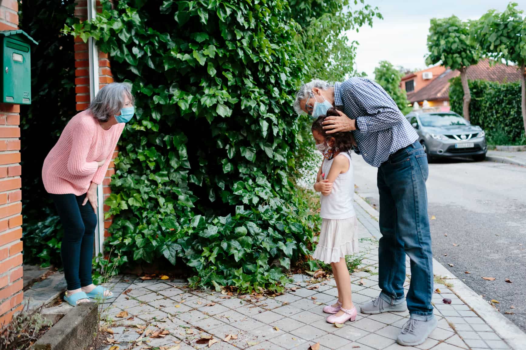 How to Overcome Social Isolation Without Making Yourself Lonely