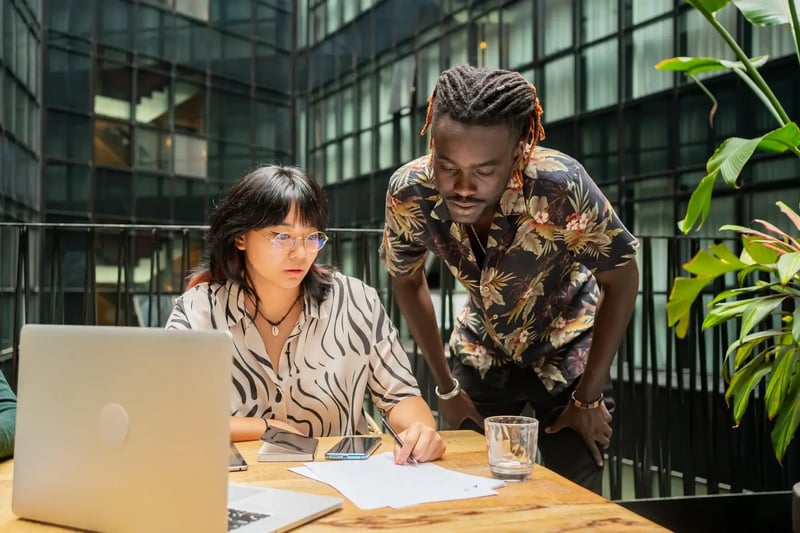 man-leaning-over-woman-contingent-workforce
