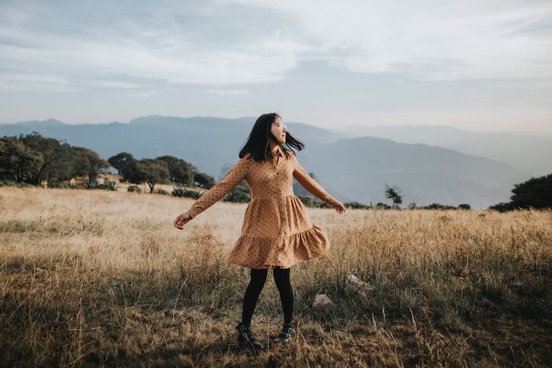 woman-enjoying-the-moment-focus-on-the-present-moment