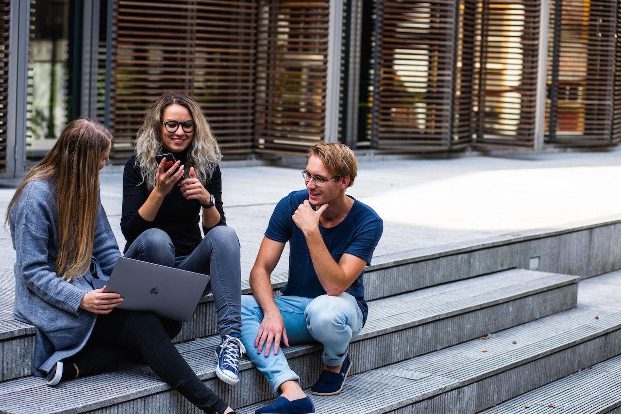 LinkedIn Networking Message Templates to Connect with Anyone