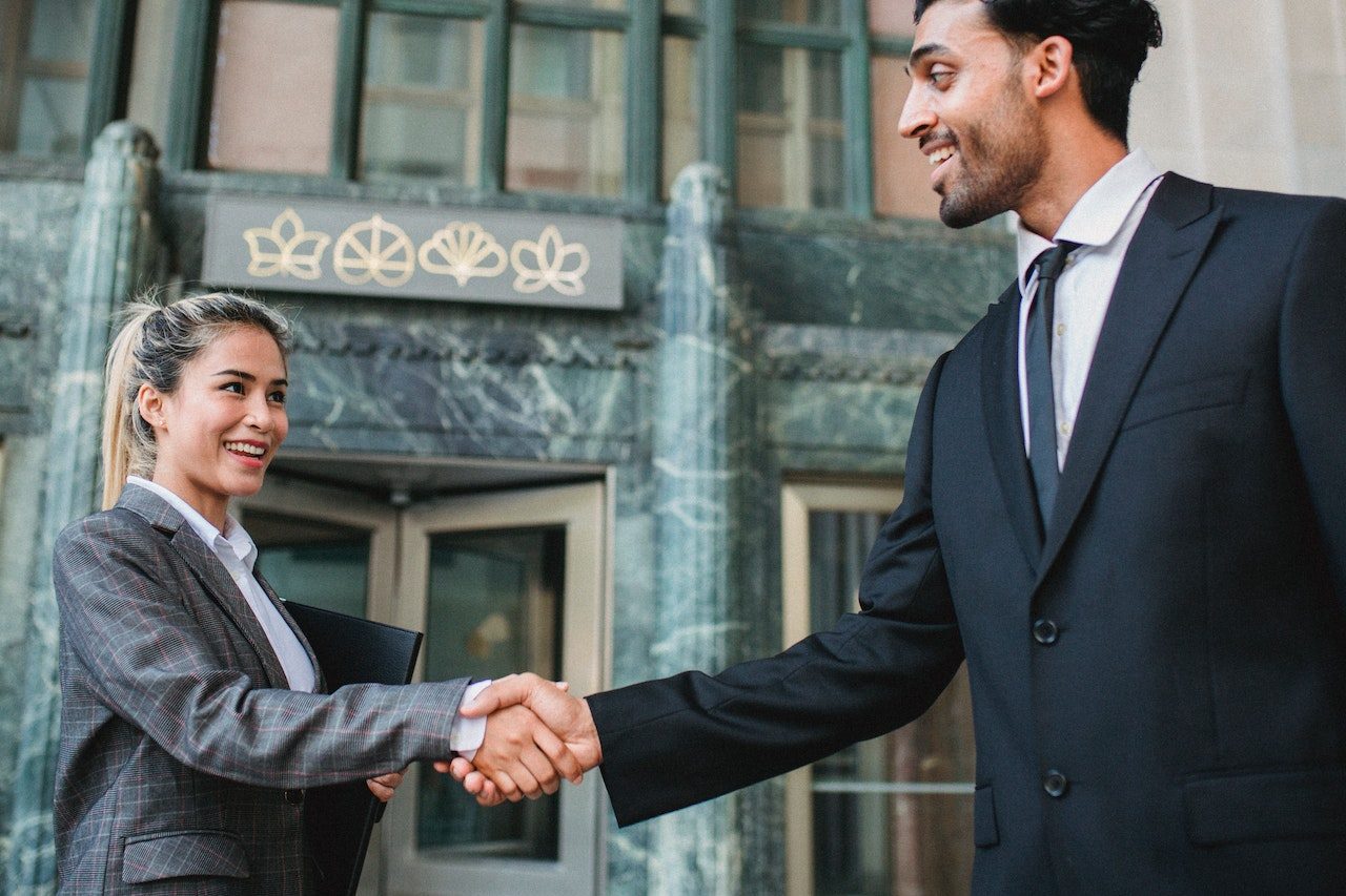LinkedIn Networking Message Templates to Connect with Anyone